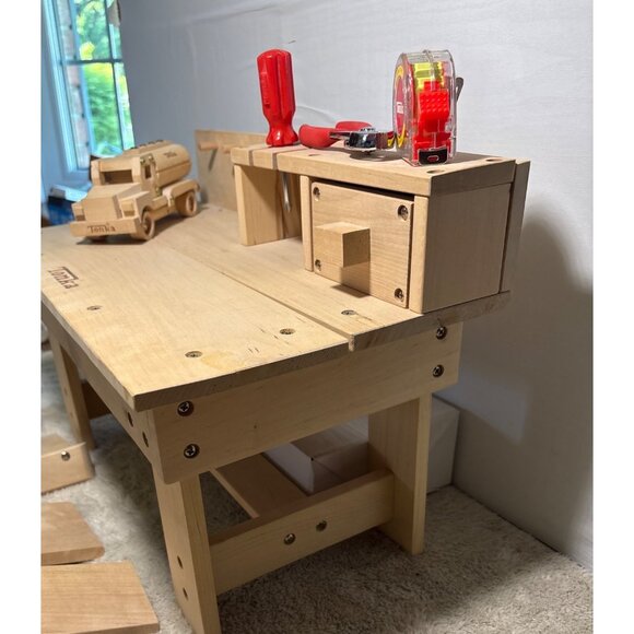 Tonka Workbench Wooden Toy With Tools & Accessories Creativity Fine Motor Skills - Picture 8 of 16